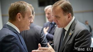 Europeiska rådets ordförande Donald Tusk samtalar med statsminister Stefan Löfven (S). Arkivbild. Europeiska rådets ordförande Donald Tusk samtalar med statsminister Stefan Löfven (S). Arkivbild.