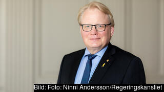 Försvarsministern Peter Hultqvist (S) tillbakavisade på måndagen de ryska kraven att hindra tidigare sovjetstater att bli Natomedlemmar. – Staters rätt att göra sina egna säkerhetspolitiska val är inte förhandlingsbar, sade Hultqvist. https://www.regeringen.se/contentassets/5d94f33902484489bdeb097463ca563a/1na_8530.jpg