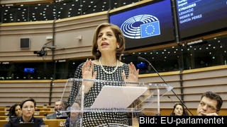 EU:s hälsokommissionär Stella Kyriakides under tisdagens coronadebatt i EU-parlamentet. i Bryssel.