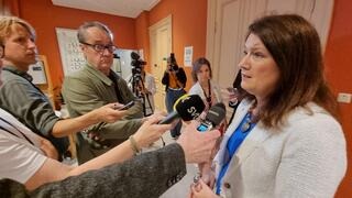Utrikesminister Ann Linde (S) utfrågas utanför EU-nämnden i riksdagen. Arkivbild. Utrikesminister Ann Linde (S) utfrågas utanför EU-nämnden i riksdagen. Arkivbild.