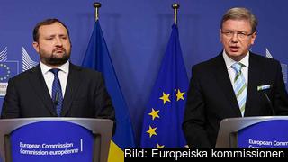 Ukrainas biträdande premiärminister Serhij Arbuzov och EU:s utvidgningskommissionär Štefan Füle under torsdagens presskonferens.