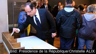 François Hollande i röstningstagen.