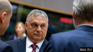 Ungerns premiärminister Viktor Orbán agerar bromskloss när EU inför sanktioner mot Ryssland. Bild från EU-toppmöte i juni 2022. 