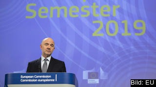 Ekonomikommissionären presenterade på onsdagen kommissionens analys av EU-ländernas budgetar. Ekonomikommissionären presenterade på onsdagen kommissionens analys av EU-ländernas budgetar.