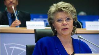 Arkivbild. EU-kommissionär Viviane Reding vill skärpa användandet av den europeiska arresteringsordern. Arkivbild. EU-kommissionär Viviane Reding vill skärpa användandet av den europeiska arresteringsordern.