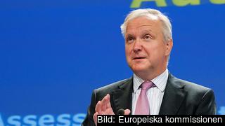 EU:s ekonomikommissionär Olli Rehn ger tummen upp till eurobudgetarna. EU:s ekonomikommissionär Olli Rehn ger tummen upp till eurobudgetarna.