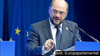 Martin Schulz, EU-parlamentets talman, vill ha en hemlig omröstning om unionens långtidsbudget. Martin Schulz, EU-parlamentets talman, vill ha en hemlig omröstning om unionens långtidsbudget.
