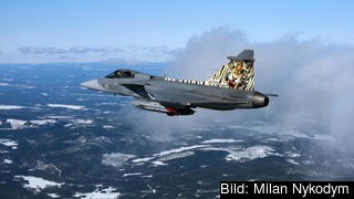 Ett tjeckiskt Gripenplan övar att skjuta missiler på Vidsel. Arkivbild